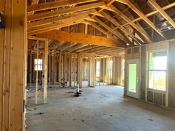2nd image of 4749 Cowboy St