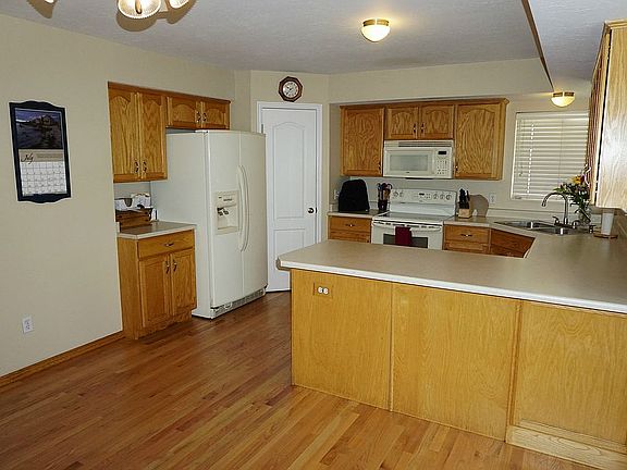 3rd image of 7535 S West 3530 W