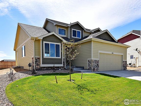 3rd image of 826 Sambar Dr