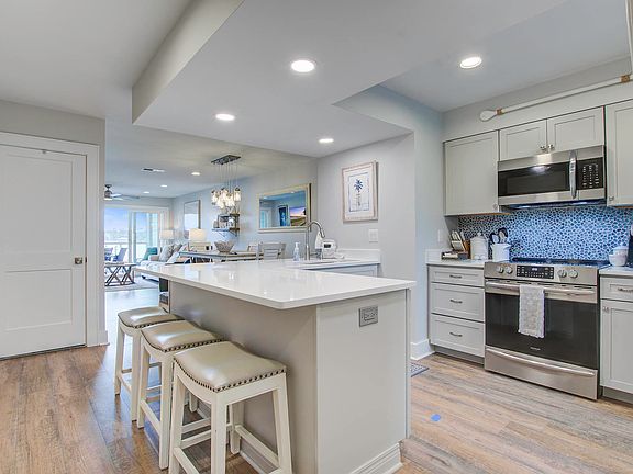5th image of 51 Mariners Cay Dr #51