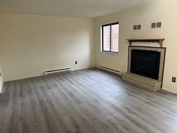 3rd image of 162 Prospect Ave
