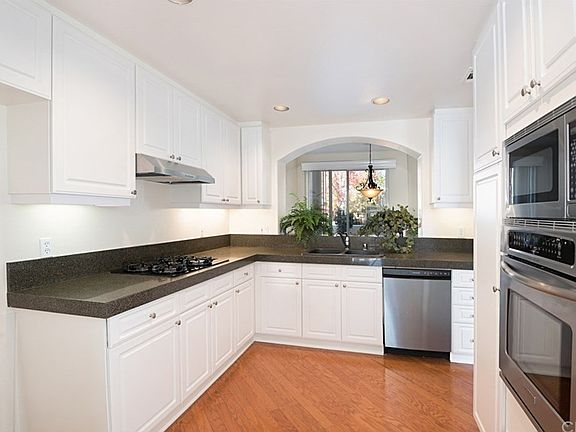 4th image of 124 La Mirage Cir