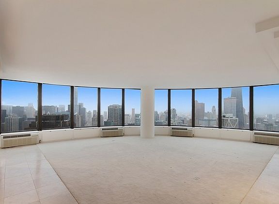 3rd image of 505 N Lake Shore Dr APT 6806