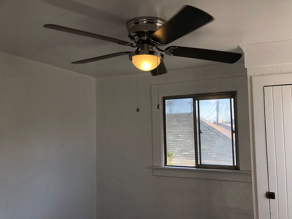 1st image of 3124 E 3rd St #3