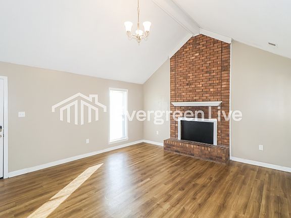 3rd image of 4776 Stoney Hill Dr
