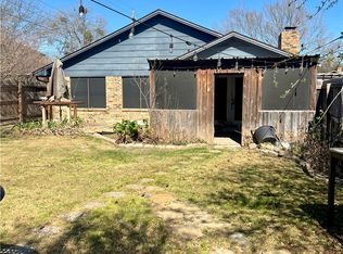 2901 Burning Tree Ct, Bryan, TX 77802