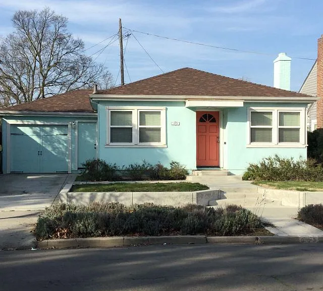 683 S Central Ave — Photo 1