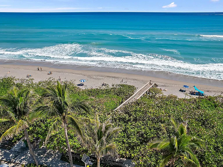 1660 S Highway A1A #122 — Photo 2