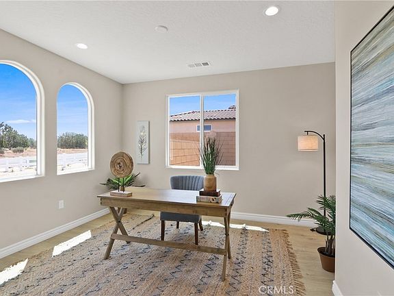 5th image of 7083 Milton Ave