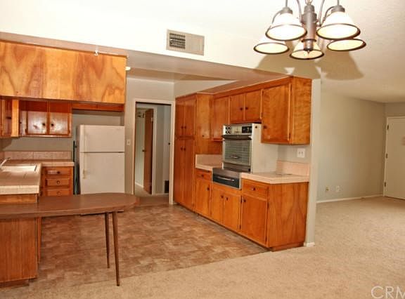 3rd image of 43463 Acacia Ave