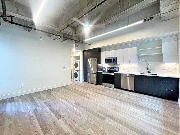 5th image of 2002 4th Ave #131