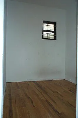 Rented by Tower Brokerage | media 30