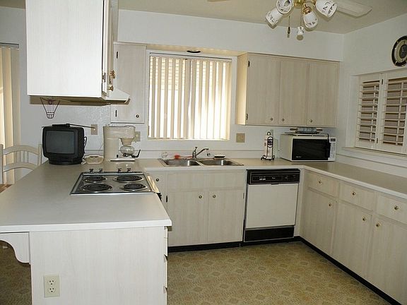4th image of 26438 S Snead Dr