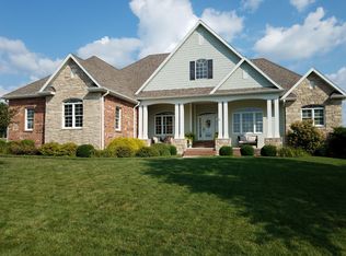13215 Redfield Dr, Eugene, MO 65032