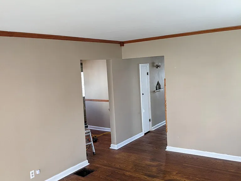1719 Shirley Ave — Photo 3
