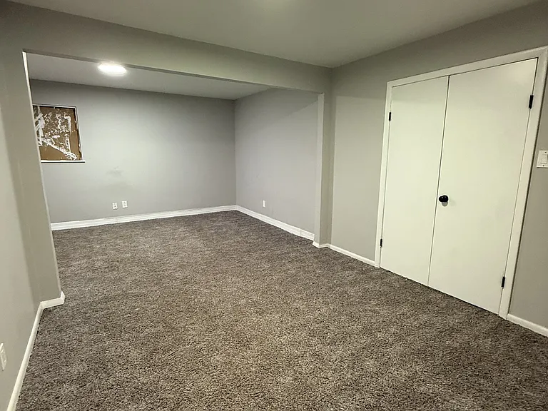 3728 Hickory Ave SW — Photo 9