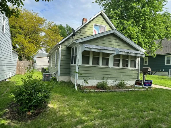 4007 7th St, Des Moines, IA 50313