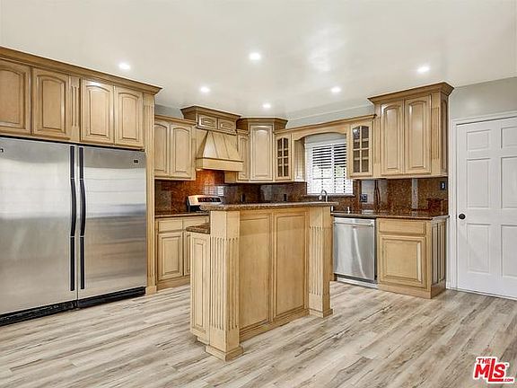 3rd image of 5341 Strohm Ave #5341
