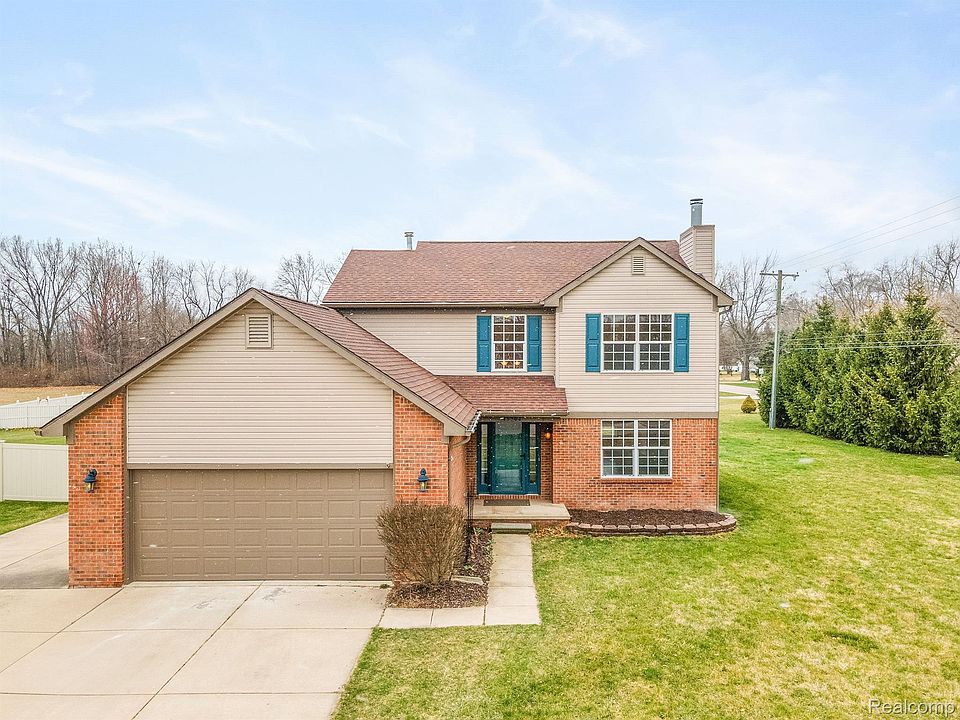 1st image of 15502 Aspen Dr