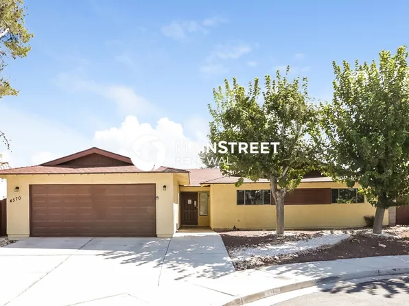 4570 Paseo El Rio Dr, Las Vegas, NV 89121