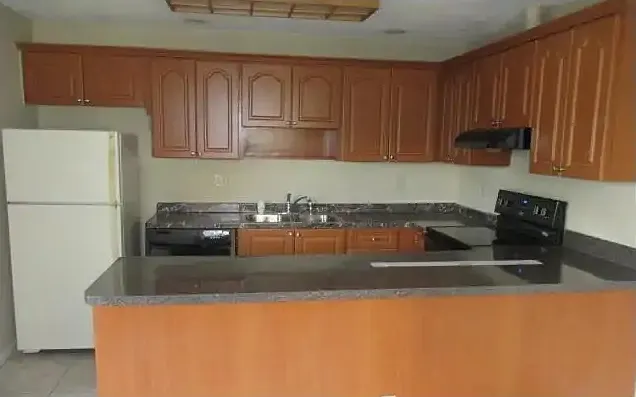 105 San Remo Blvd #105 — Photo 11