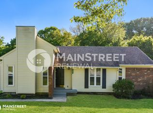 208 Sunny Acre Dr, Mount Juliet, TN 37122
