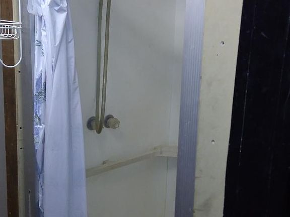 2nd image of 516 S Broadway St #1