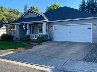 201 Glenwood Dr, Eagle Pt, OR 97524