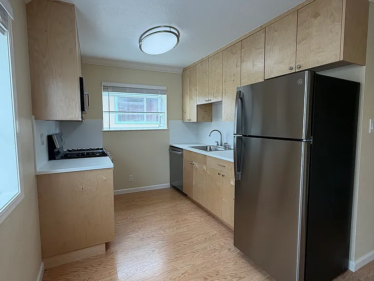 475 Esplanade Ave #7 — Photo 2