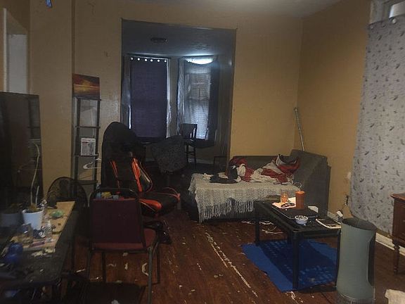 3rd image of 5610 S Throop St
