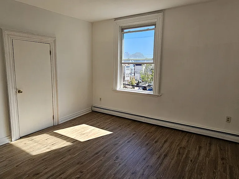 52-56 N 7th St #C — Photo 1