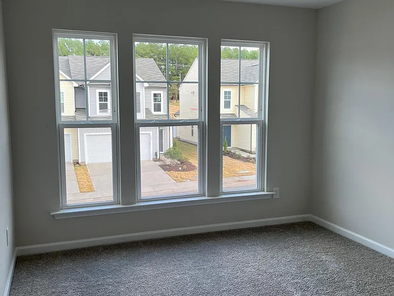 1406 Smoky Mountains St — Photo 20