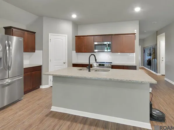 30891 Clearview Ct, Denham Springs, LA 70726