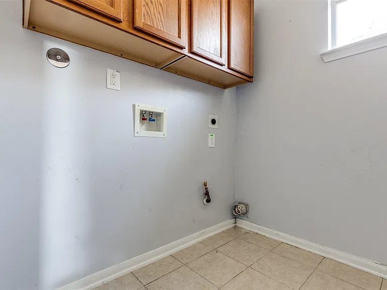 24915 Garnet Shadow Ln — Photo 17