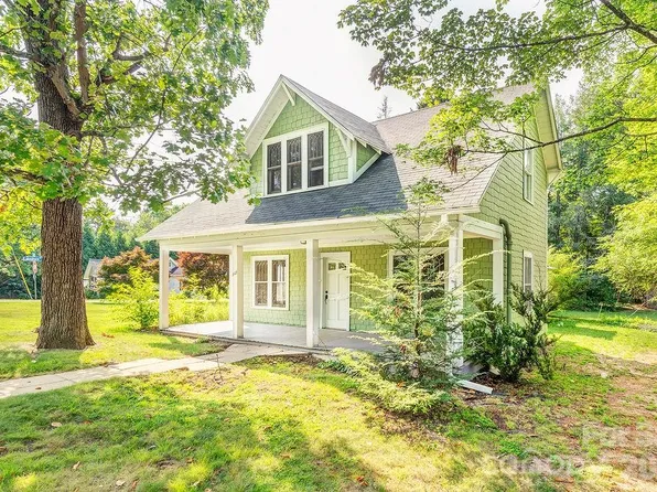 648 Lakeshore Dr, Asheville, NC 28804