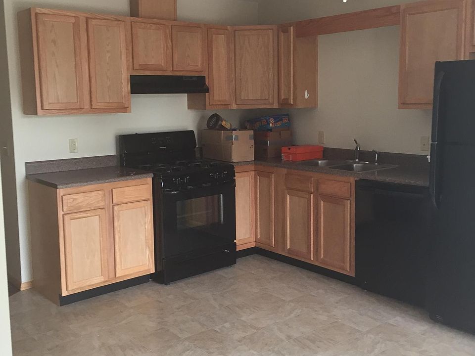 1st image of 16 Front St #1