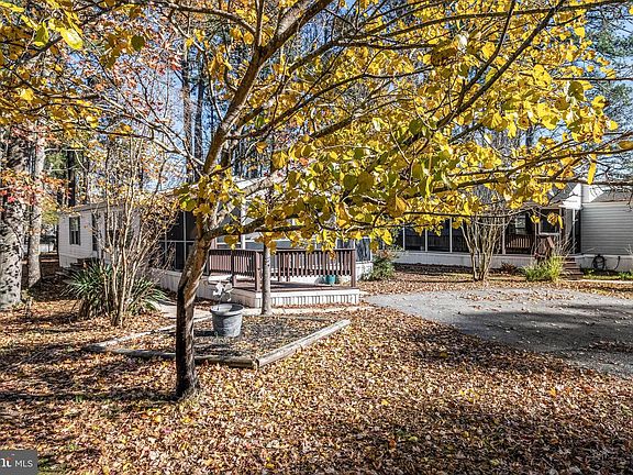 3rd image of 21251 K St #38492