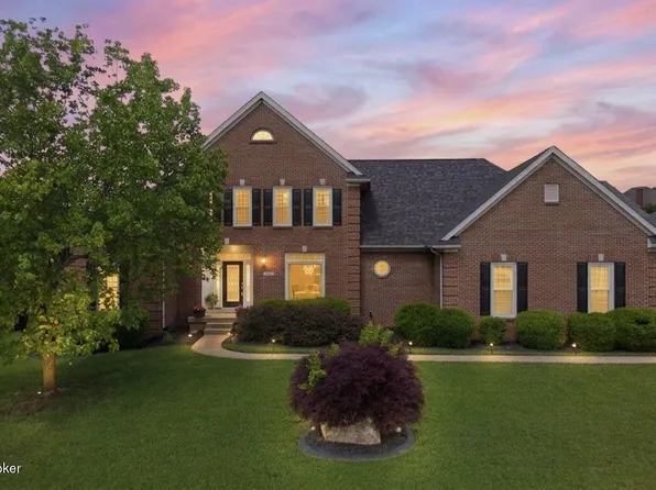 7915 Hall Farm Dr, Louisville, KY 40291