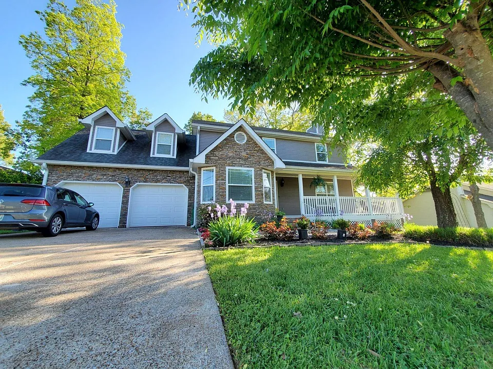 7214 Ridgestone Dr