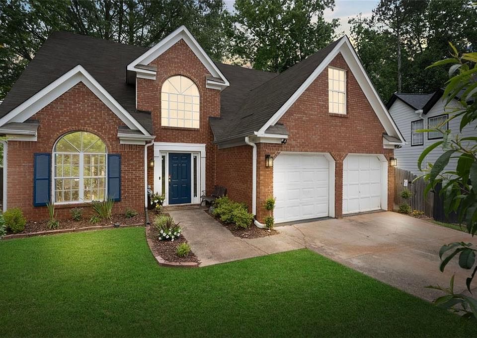 1st image of 565 Saint James Ct