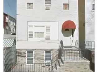 518 18th St, Union City, NJ 07087