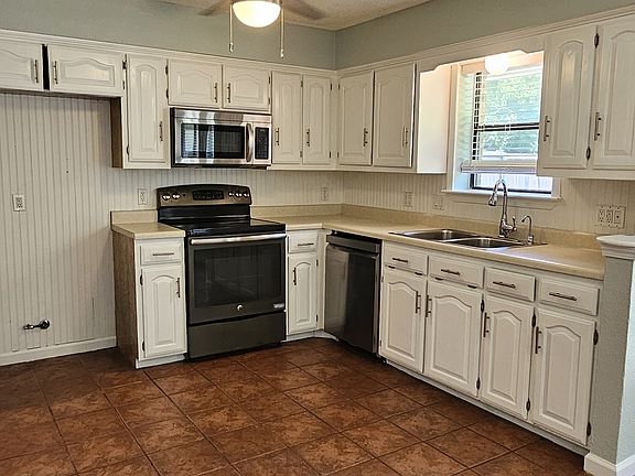 5th image of 5118 Brookhollow Dr