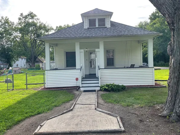 1708 Tower St, Chesterton, IN 46304