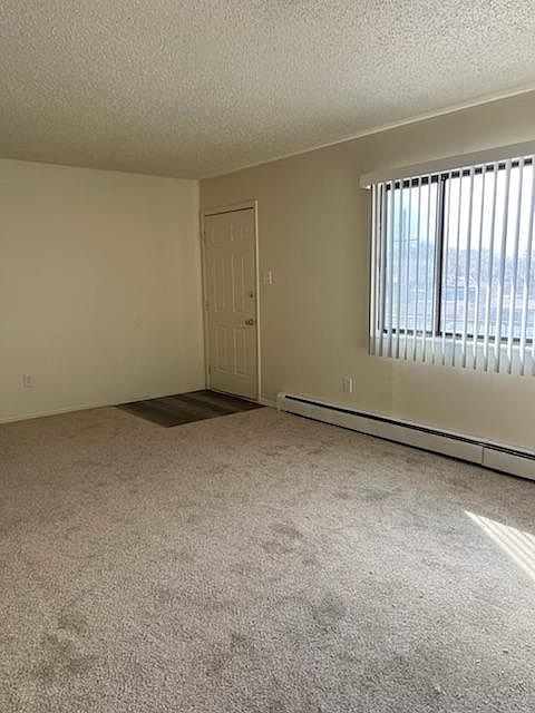 1st image of 1224 E 4th St APT 3