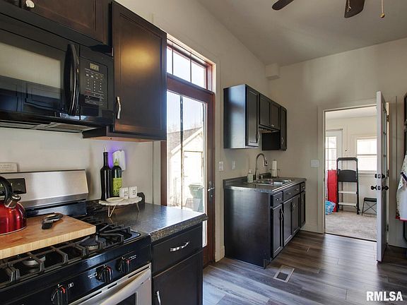 5th image of 1633 Chestnut St