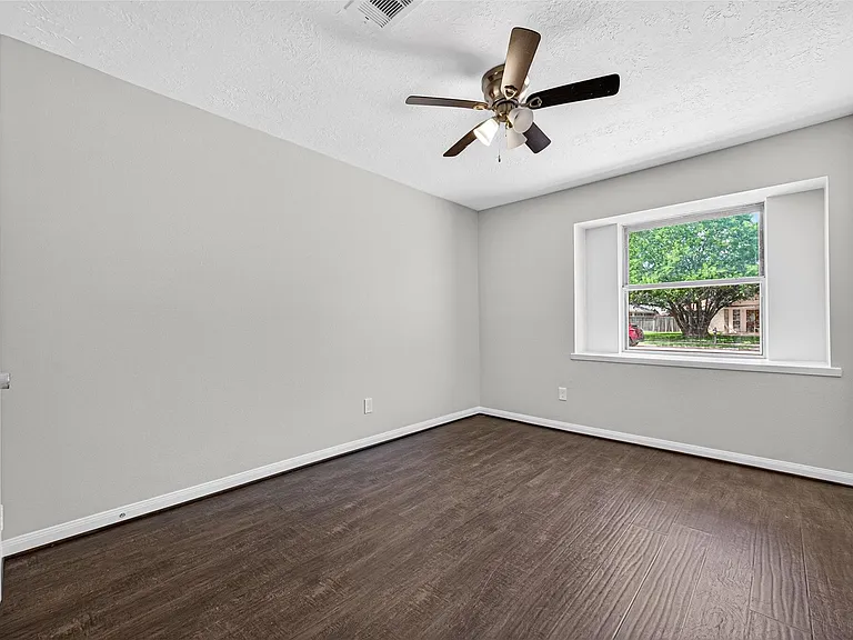 21043 Northern Colony Ct — Photo 19