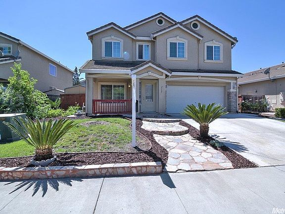 2nd image of 2737 Screech Owl Way
