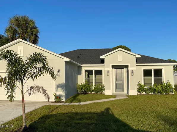 551 Borraclough Ave NW, Palm Bay, FL 32907