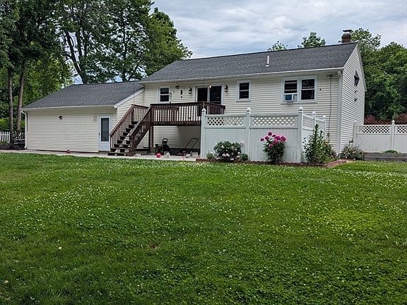 3rd image of 164 Lincoln Ave