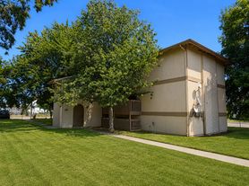 2527 E Pacific Ave, C